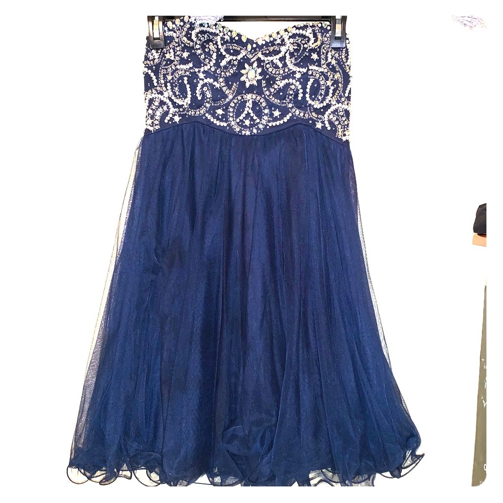 Great homecoming or formal dress